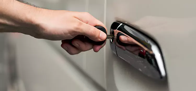 Why Choose Our Auto Locksmith Team in Dolton, IL?